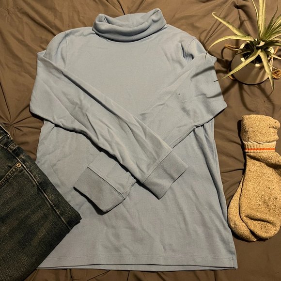 ❄️Vintage 90's Turtle Neck❄️ - Picture 3 of 6